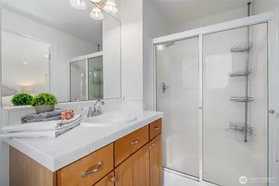 22013 SE 33rd Street, Sammamish, WA 98075 - Photo 21