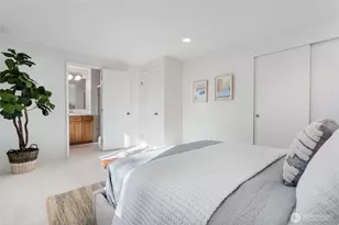 22013 SE 33rd St, Sammamish, WA 98075 - Photo 19