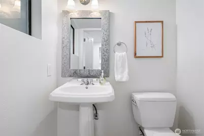 22013 SE 33rd Street, Sammamish, WA 98075 - Photo 7