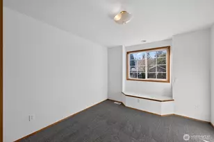 844 Holbeck Dr, Camano Island, WA 98282 - Photo 11