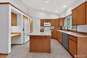 844 Holbeck Dr, Camano Island, WA 98282 - Photo 29