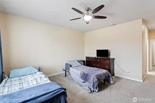 8113 214th Ave E, Bonney Lake, WA 98391 - Photo 17