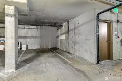 530 4th Avenue W #502, Seattle, WA 98119 - Photo 17