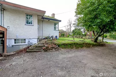 98 Hardie Avenue SW, Renton, WA 98057 - Photo 9