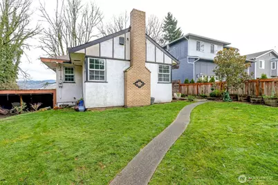 98 Hardie Avenue SW, Renton, WA 98057 - Photo 1