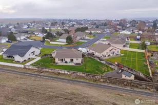 9584 Naples St SE, Moses Lake, WA 98837 - Photo 39