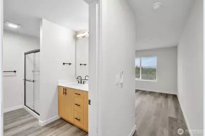 15613 Admiralty Way #A2, Lynnwood, WA 98087 - Photo 9