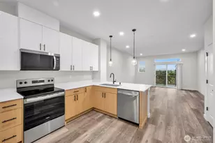 15613 Admiralty Way, Lynnwood, WA 98087 - Photo 5