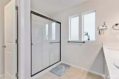 2810 180th Street Ct E, Tacoma, WA 98445 - Photo 19