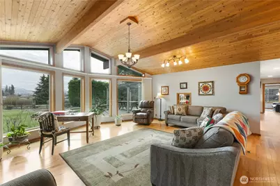 39619 254th Avenue SE, Enumclaw, WA 98022 - Photo 9