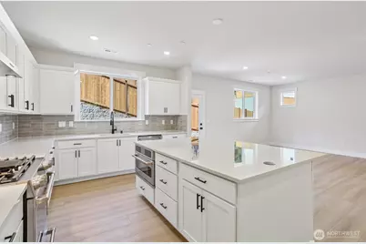 324 182nd Place SE, Bothell, WA 98012 - Photo 11