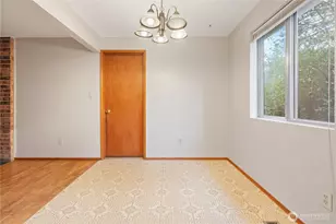 12116 SE 71st St, Newcastle, WA 98056 - Photo 5