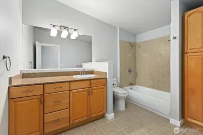 9018 8th Avenue SW #9024, Seattle, WA 98106 - Photo 7