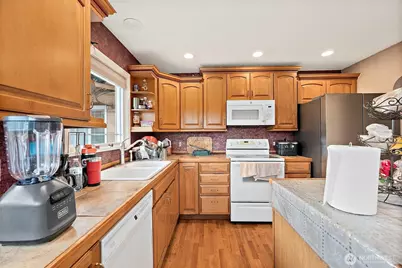 7419 112th Street E, Puyallup, WA 98373 - Photo 19