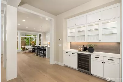 6825 122nd Avenue NE, Kirkland, WA 98033 - Photo 5