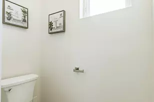 1015 Sturgus Ave S, Seattle, WA 98144 - Photo 27