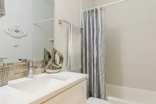 1015 Sturgus Ave S, Seattle, WA 98144 - Photo 23