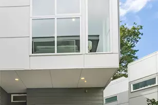 1015 Sturgus Ave S, Seattle, WA 98144 - Photo 19