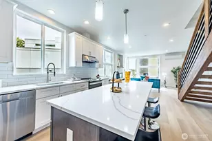 1015 Sturgus Ave S, Seattle, WA 98144 - Photo 7