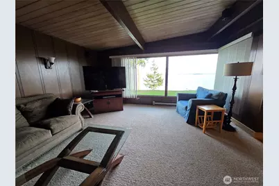 1577 Country Club Drive, Camano Island, WA 98282 - Photo 27