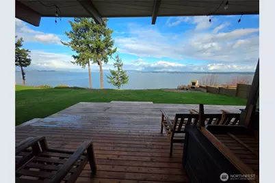 1577 Country Club Drive, Camano Island, WA 98282 - Photo 7