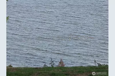 1577 Country Club Drive, Camano Island, WA 98282 - Photo 29