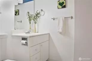 3010 12th Ave W, Seattle, WA 98119 - Photo 21