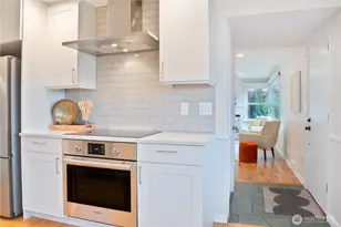 3010 12th Ave W, Seattle, WA 98119 - Photo 9