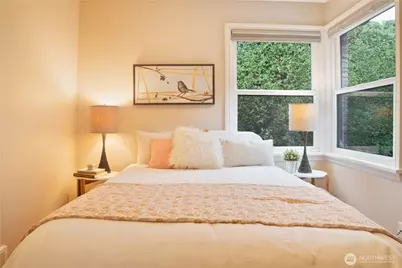 3010 12th Avenue W, Seattle, WA 98119 - Photo 11