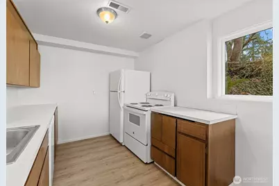 123 S 216th Street, Normandy Park, WA 98198 - Photo 27