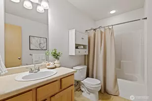 34306 SE Carmichael St, Snoqualmie, WA 98065 - Photo 35