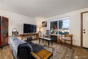 2012 E Belair Dr, Mount Vernon, WA 98273 - Photo 9