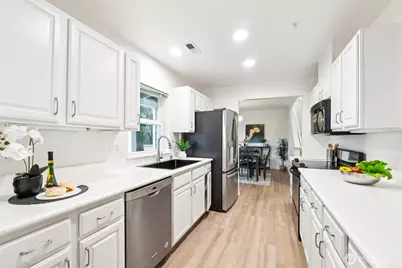 22454 SE 37th Terrace #2345, Issaquah, WA 98029 - Photo 15