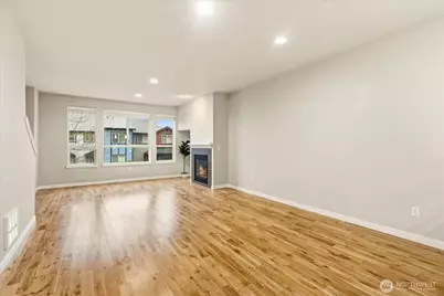 16526 1st Park SE, Bothell, WA 98012 - Photo 11