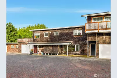 1611 S Ocean Beach Boulevard #8, Long Beach, WA 98631 - Photo 1