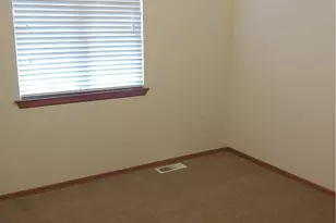 2306 E Division St, Mount Vernon, WA 98274 - Photo 11