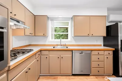 9450 SW Lehman Street, Portland, OR 97223 - Photo 11