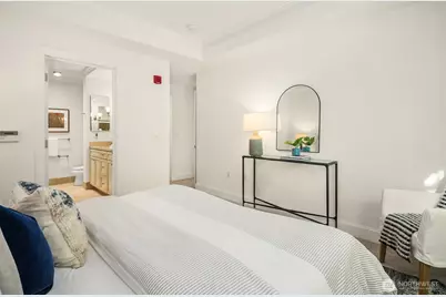 726 Boylston Avenue E #5, Seattle, WA 98102 - Photo 19