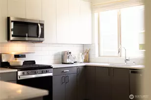 32731 Madrona Ave SE, Black Diamond, WA 98010 - Photo 17