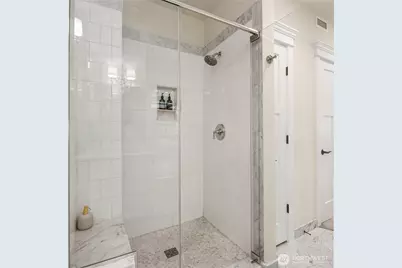1114 Lakeview Boulevard E #E 3N, Seattle, WA 98102 - Photo 17