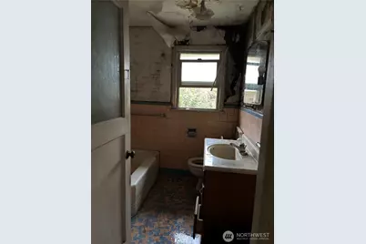 9208 17th Avenue SW, Seattle, WA 98106 - Photo 5