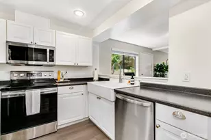 2630 S 226th St, Seattle, WA 98198 - Photo 11