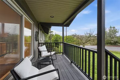 5630 Meeker Drive, Kalama, WA 98625 - Photo 5