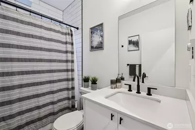 9302 Sturtevant Avenue S, Seattle, WA 98118 - Photo 17