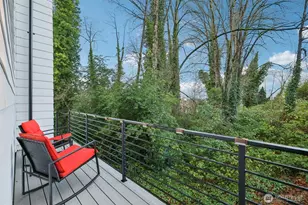 9302 Sturtevant Ave S, Seattle, WA 98118 - Photo 31