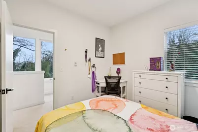 9302 Sturtevant Avenue S, Seattle, WA 98118 - Photo 21