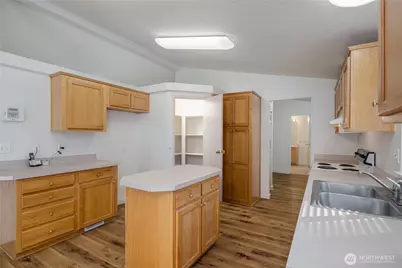 10811 138th Street NE, Arlington, WA 98223 - Photo 13