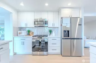 5210 68th Dr NE, Marysville, WA 98270 - Photo 11