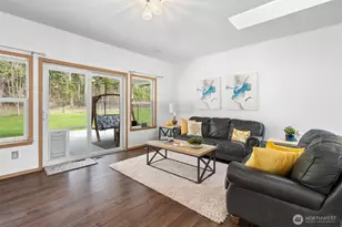 15840 Lawrence Lake Rd SE, Yelm, WA 98597 - Photo 9