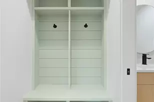 6547 11th Ave NW, Seattle, WA 98117 - Photo 3